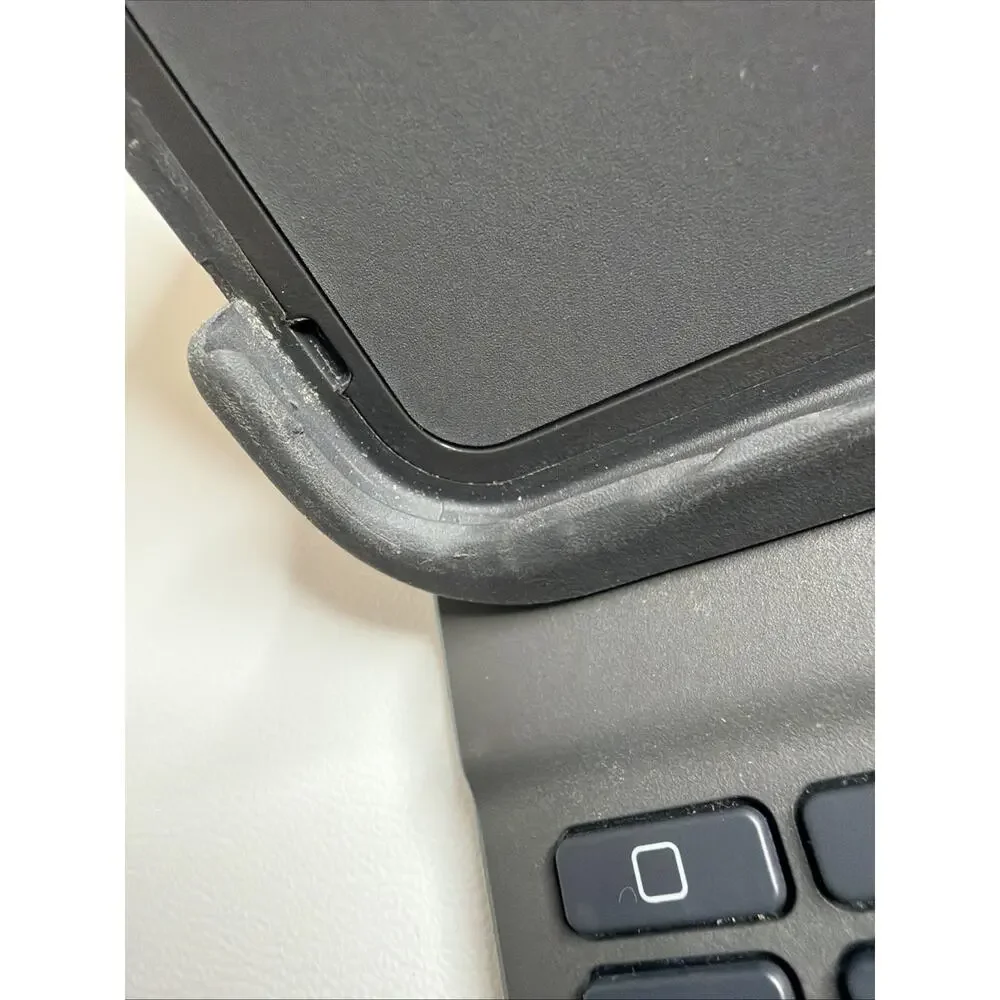 Logitech Slim Folio Pro Keyboard Case for iPad Pro 12.9 Inch 3rd 4th Gen W/ Box